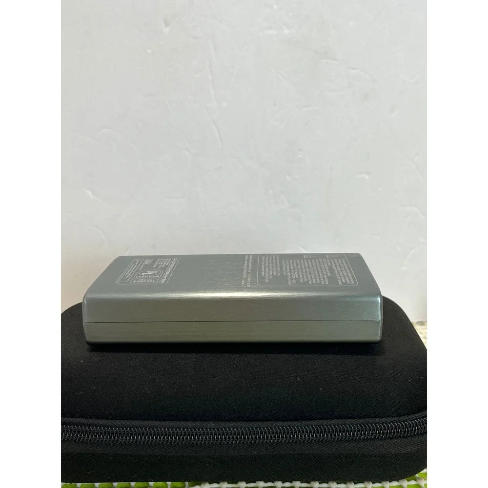 Winplus AC56388 12V Car Jump Starter and Portable Power Bank Gray Working